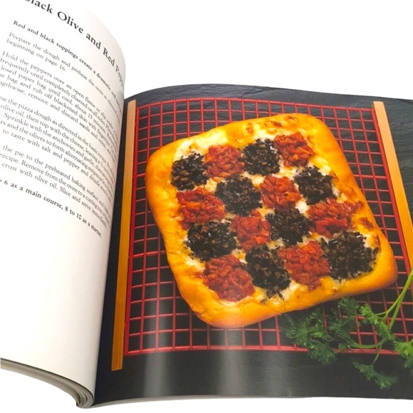 Pizza 🍕book by James McNair - Picture 4 of 6